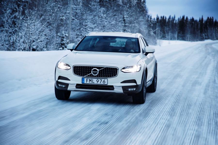  Volvo V90 T6 Cross Country 2016 года  (фото 85 из 104)